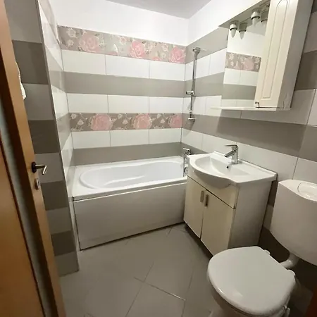 Apartment Cozy Near The Center *
